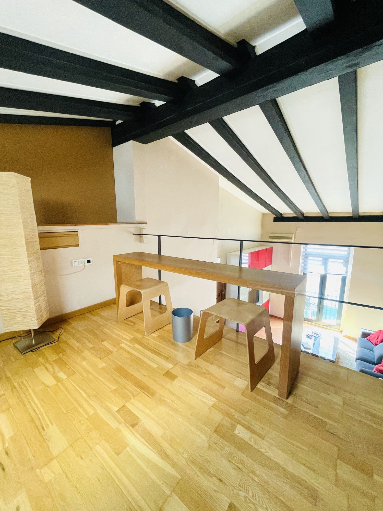 4 double bedroom desk 2.jpg