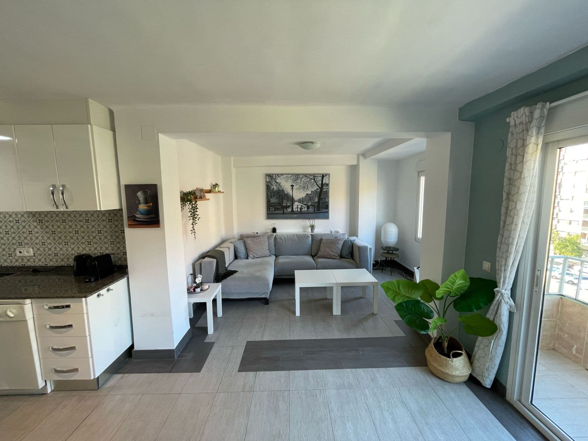 Ausias March - Rental apartment in en Corts Valencia