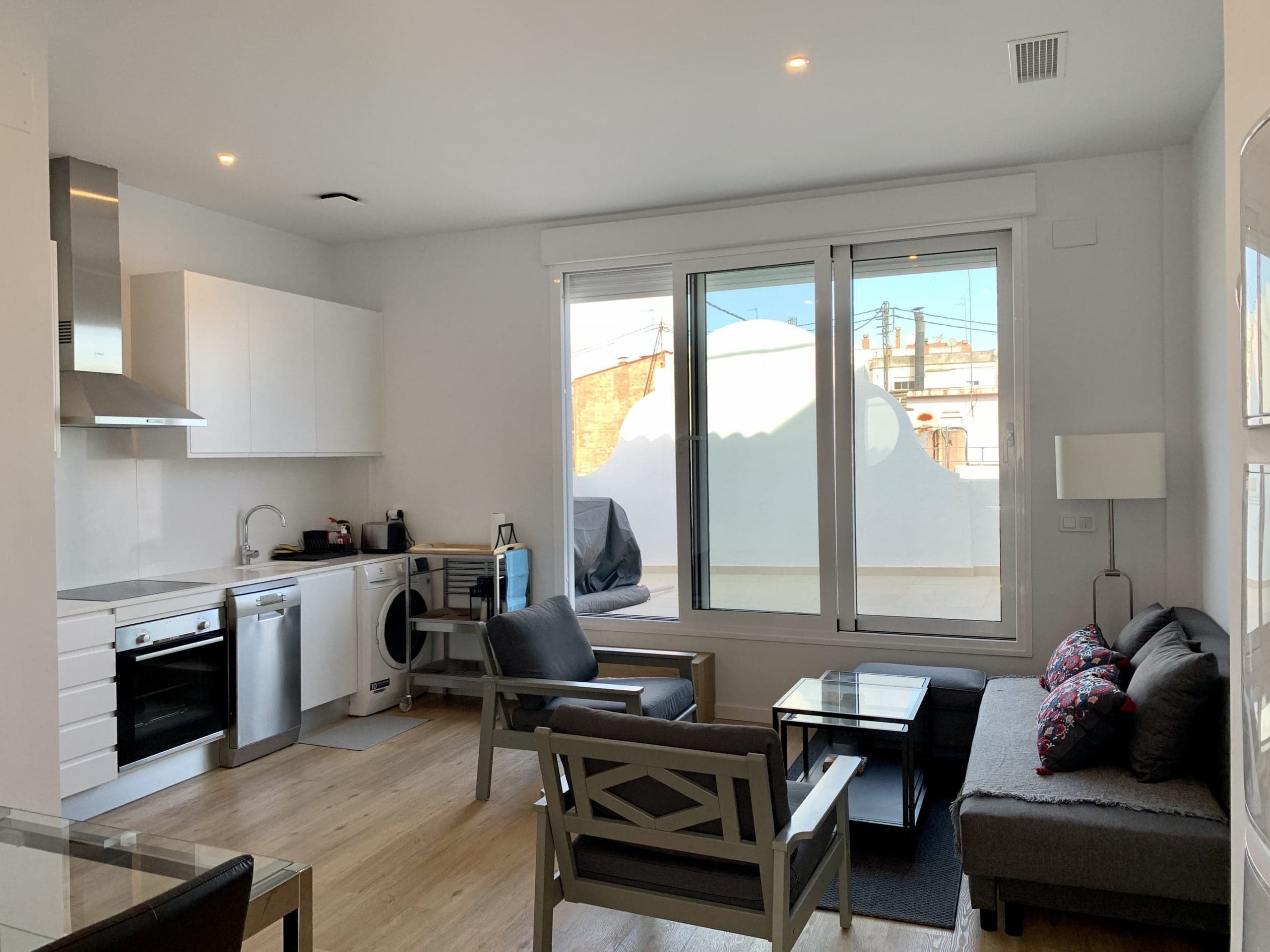 Denia 57.2 - Furnished penthouse in Valencia for expats