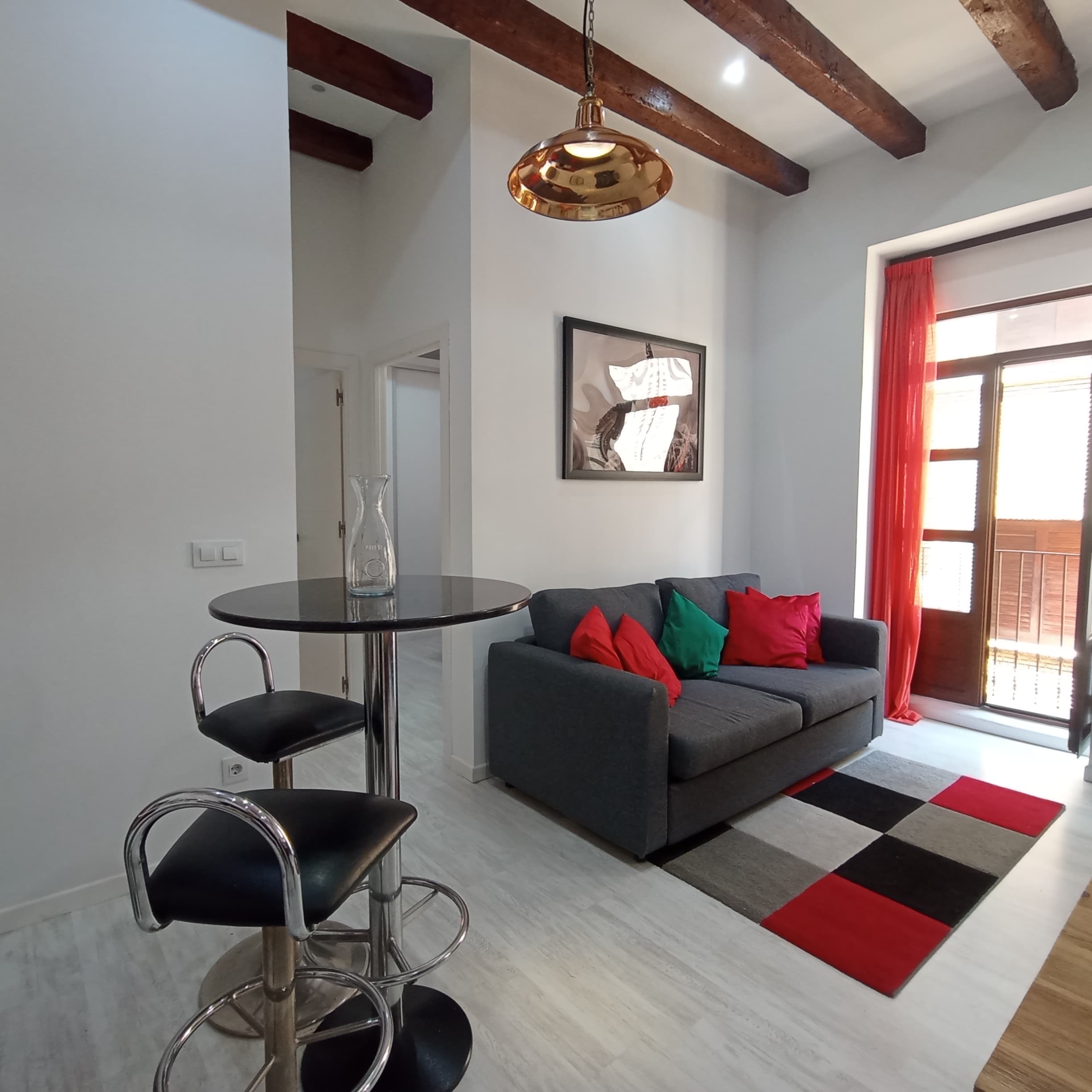 Lonja - 2 Bedroom rental in the historic center of Valencia