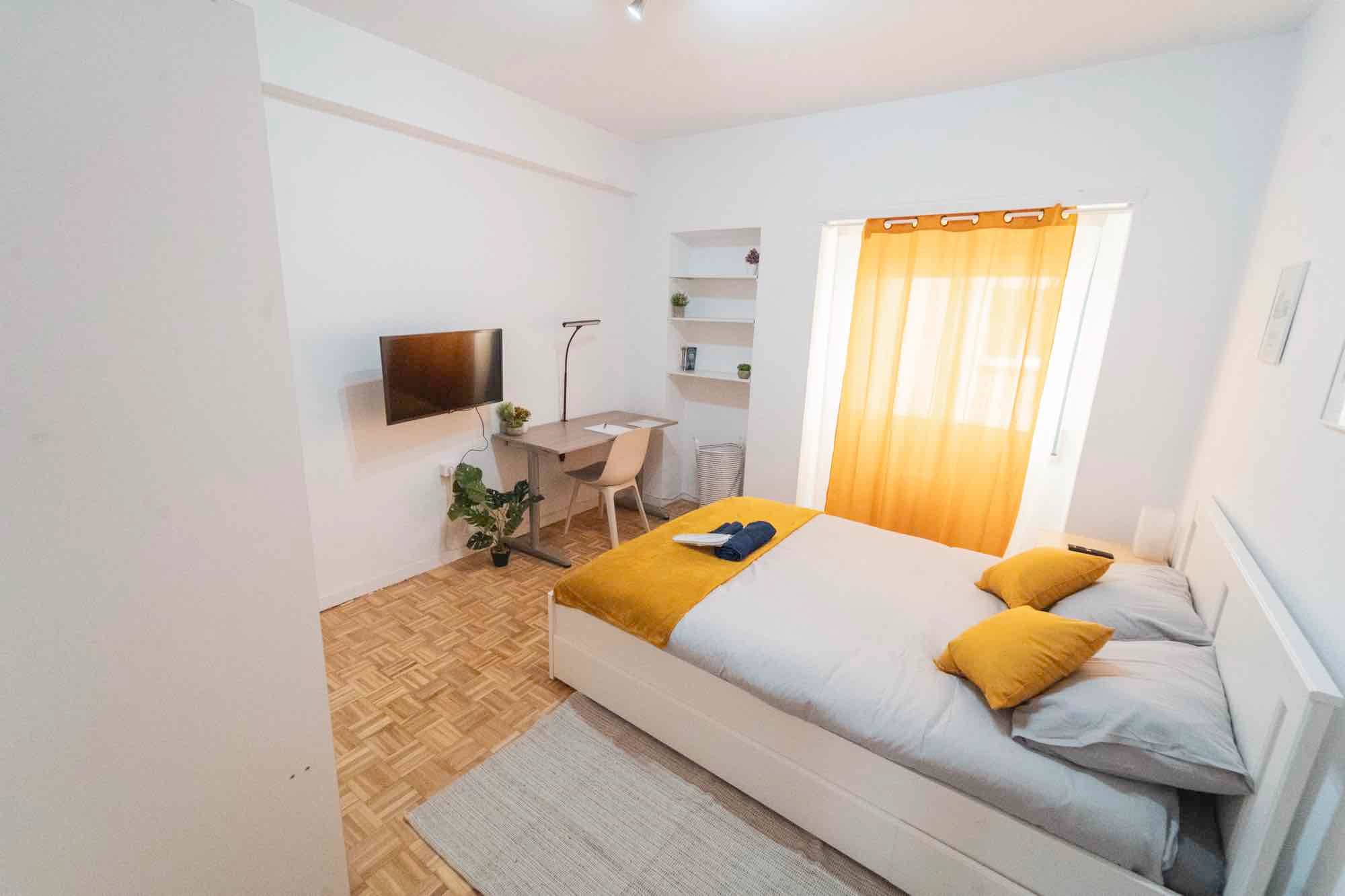 C.Rome bedroom - Coliving Madrid by Globexs (building Bernabeu)
