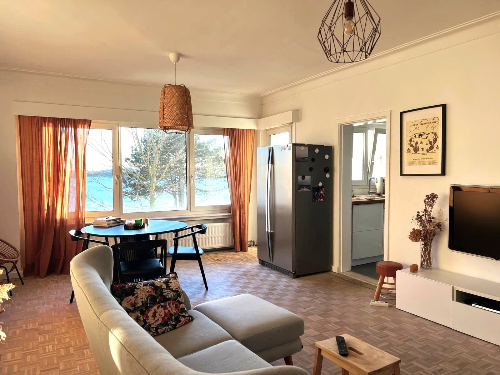 Galgenweel – Apartment with Panoramic Lake Views in Antwerp