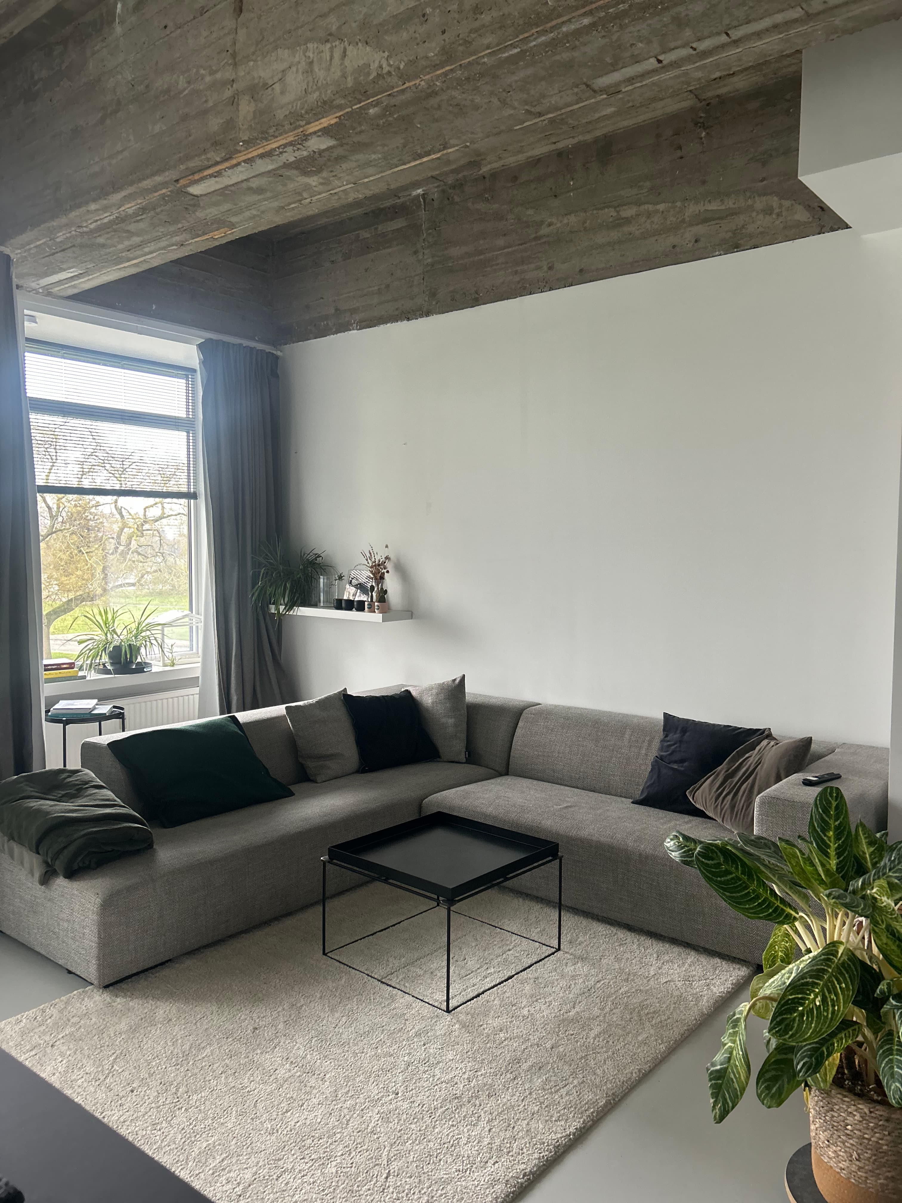 Jubileum – Modern industrial-style apartment in Ghent