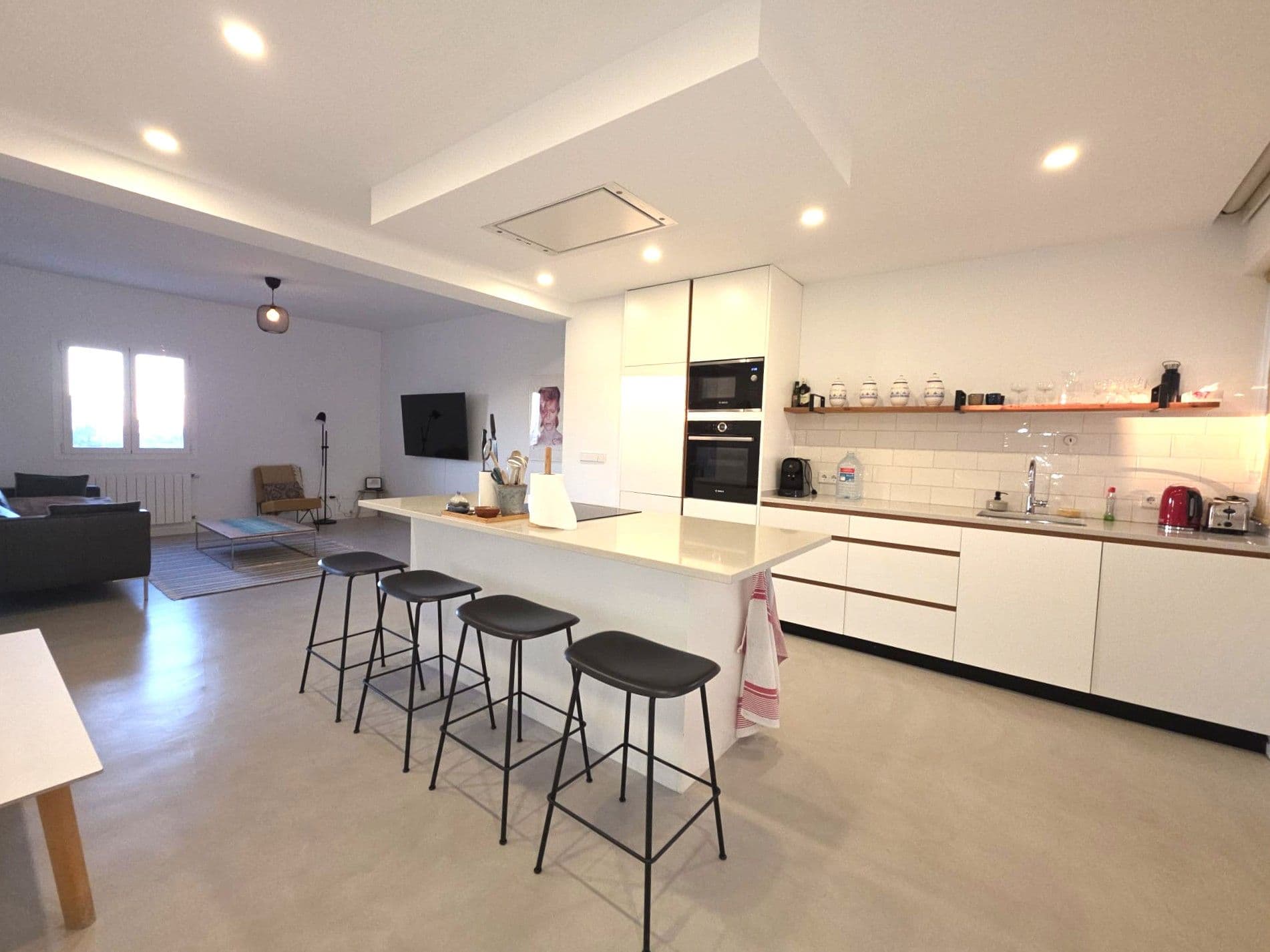 Virgen del Castillo - Coastal elegance for professionals in Valencia