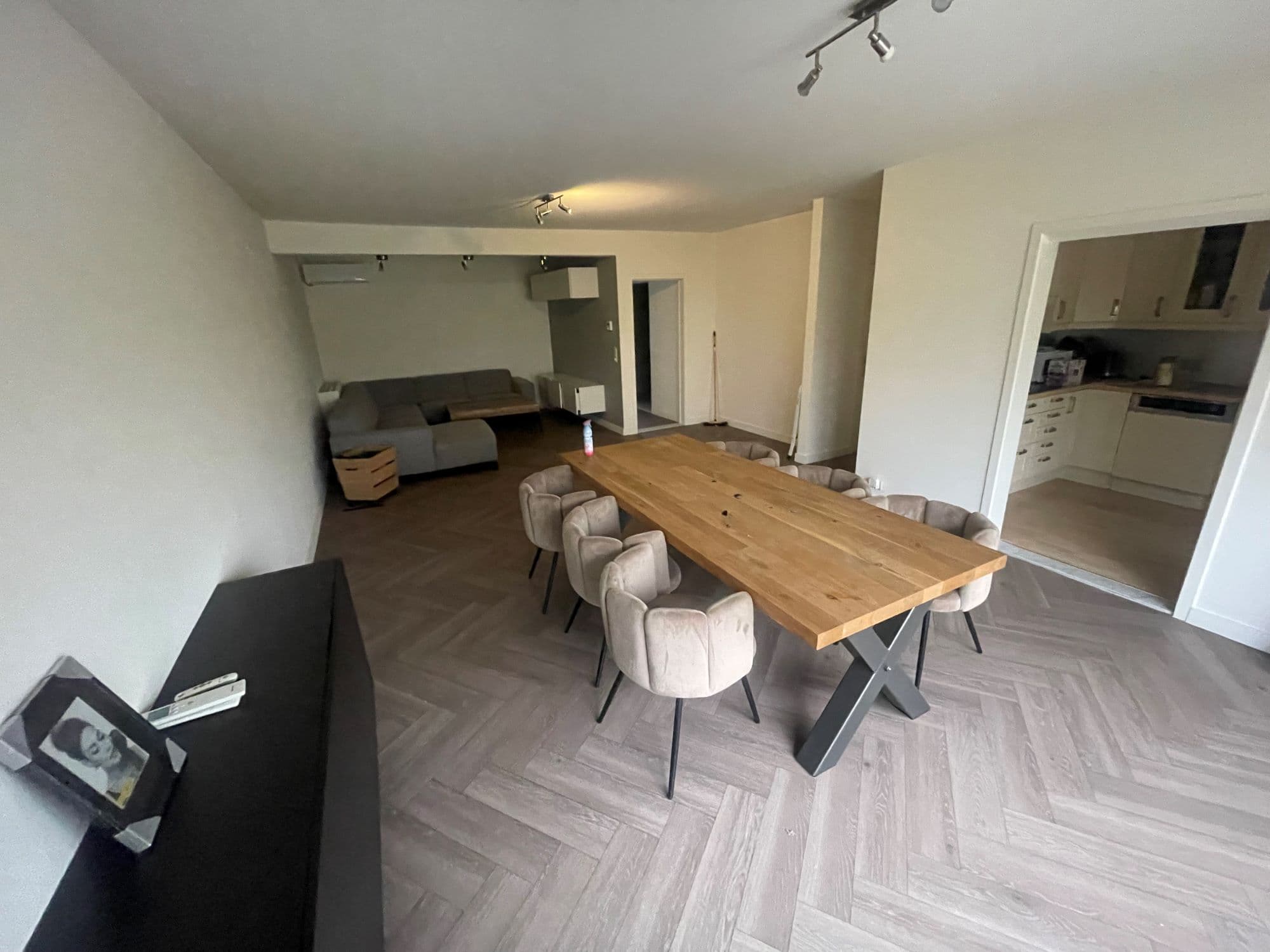 Eethuis - Bright apartment with balcony in Antwerp