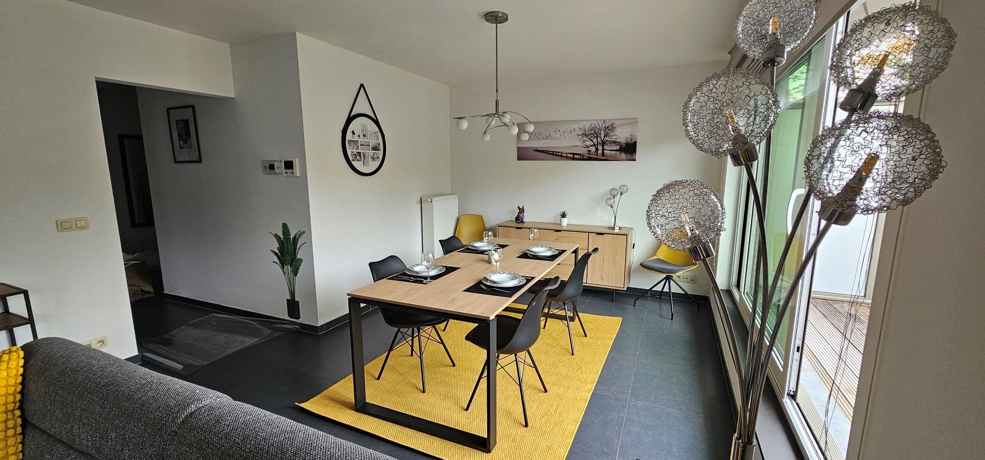 Cauwerburg - Bright Apartment with Terrace in Temse