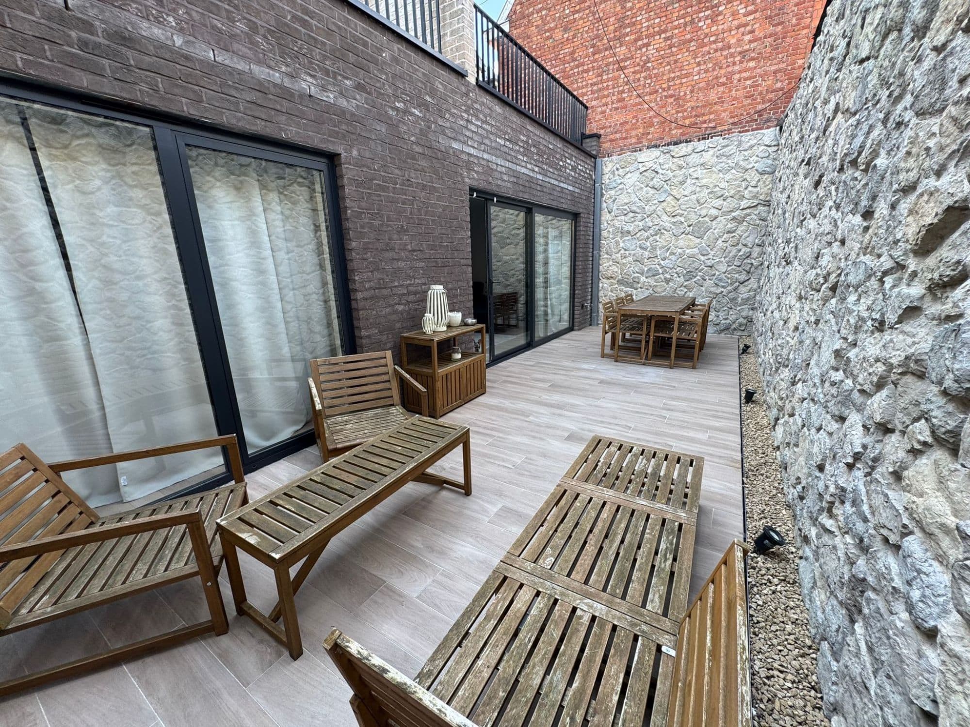 Dorp – Modern Comfort Near Port of Antwerp