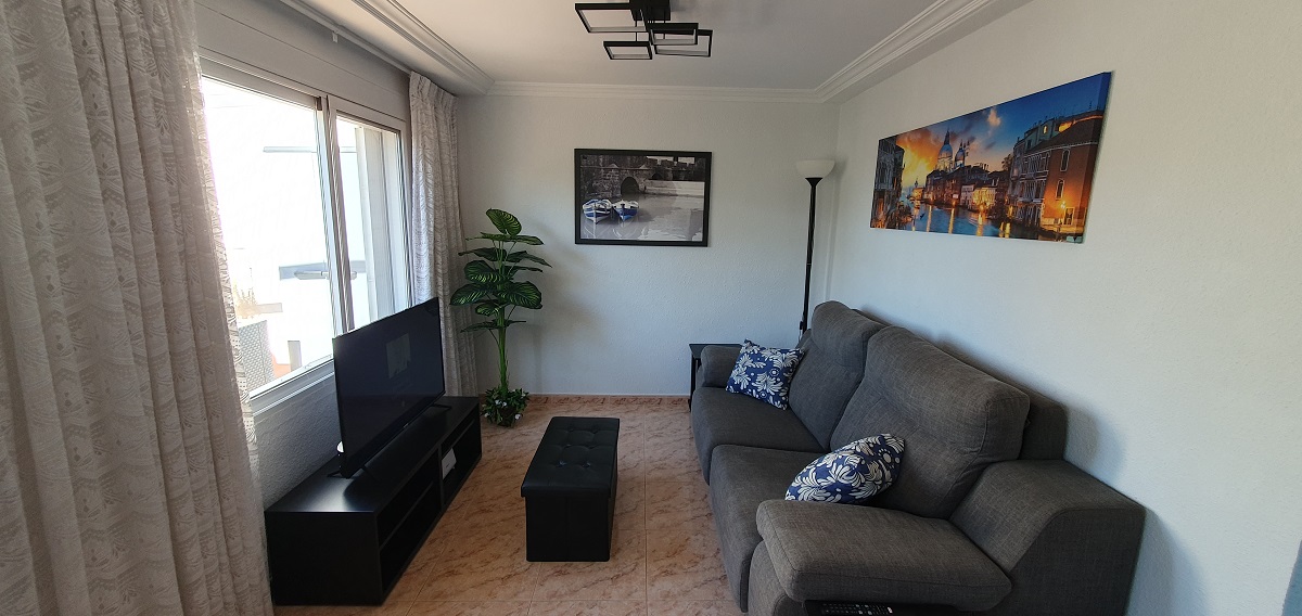 living room penthouse for rent in Valencia
