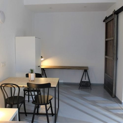 Marie Curie - Modern furnished expat rental in Valencia