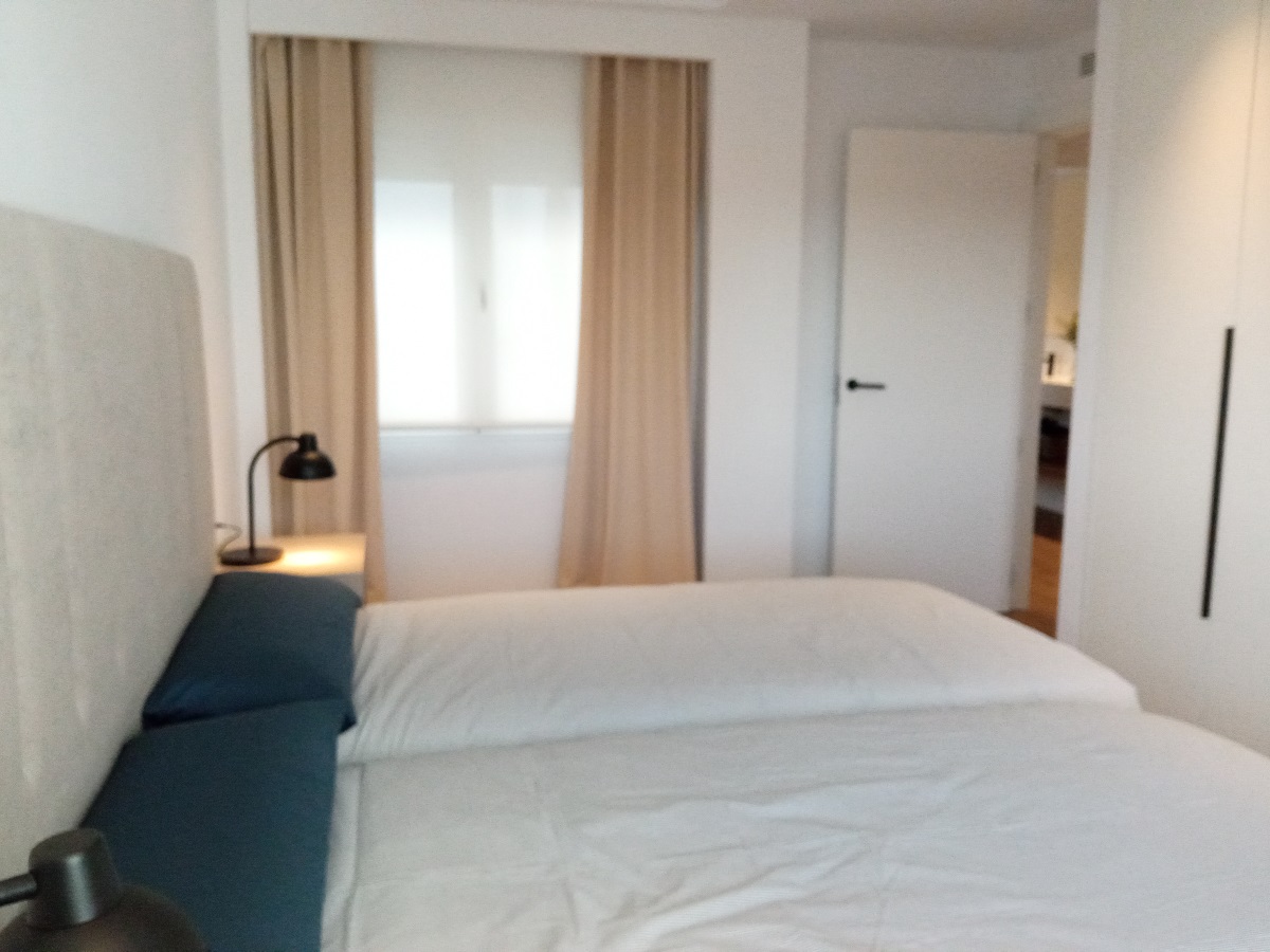 room 2 apartment for rent in serranos valencia
