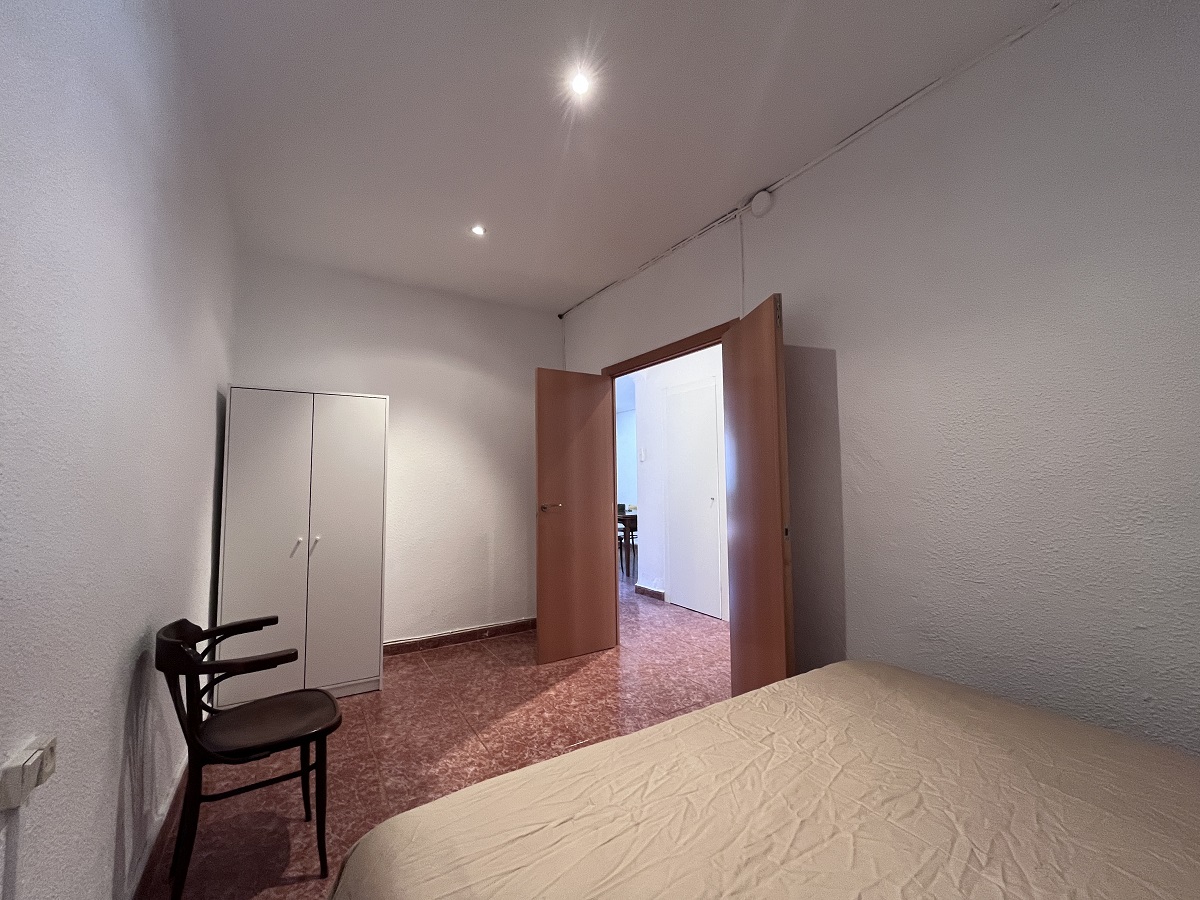 Bedroom apartment for rent valencia 3