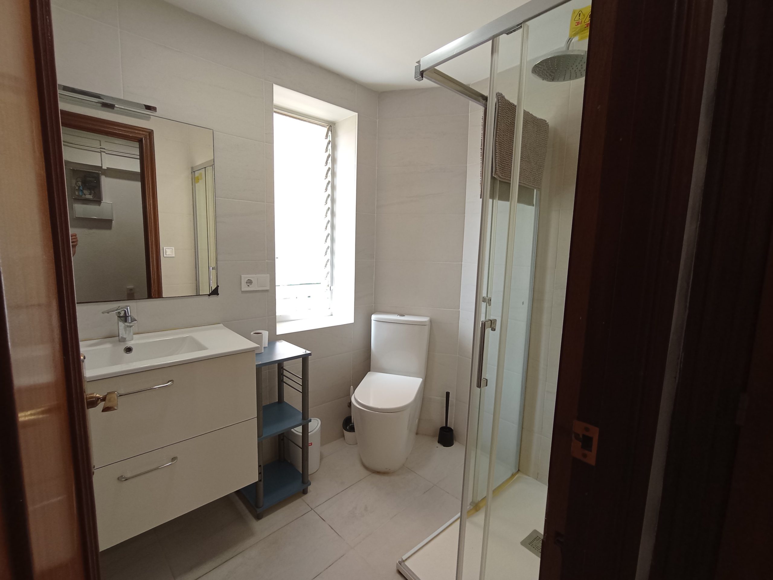apartment for rent in Valencia - bathroom