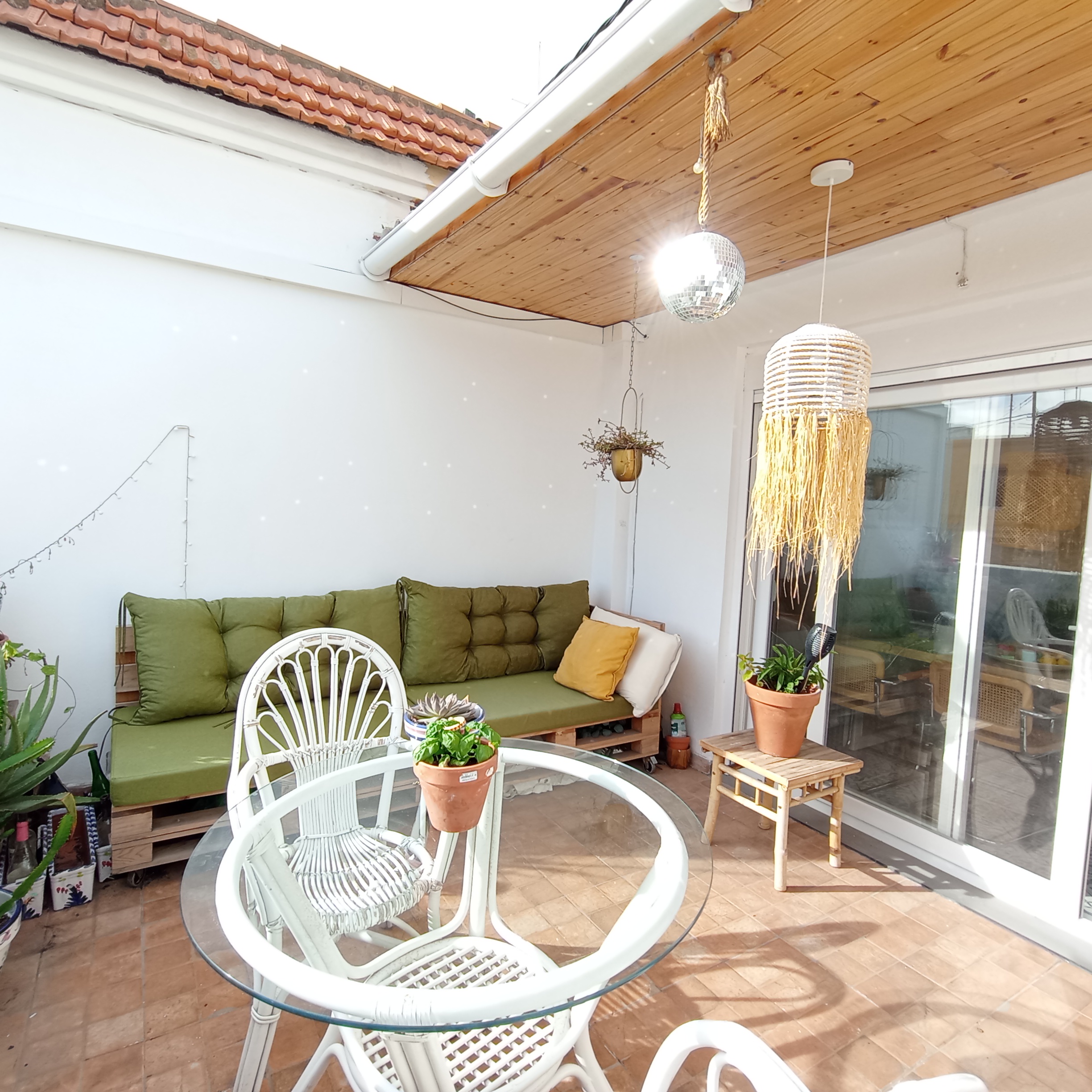 apartment-for-rent-in-valencia-terrace