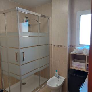apartment-for-rent-in-gatova-bathroom