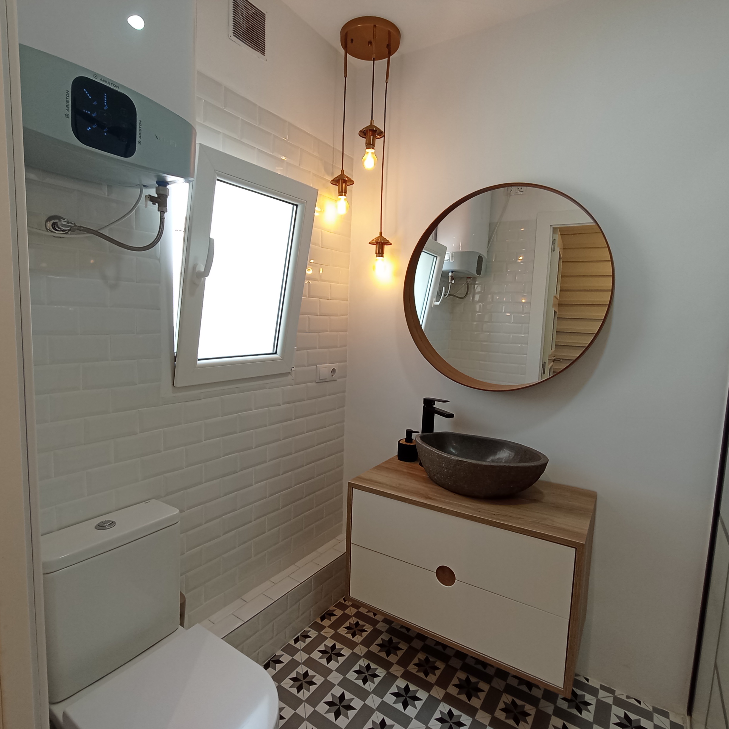 apartment-for-rent-in-valencia-bathroom