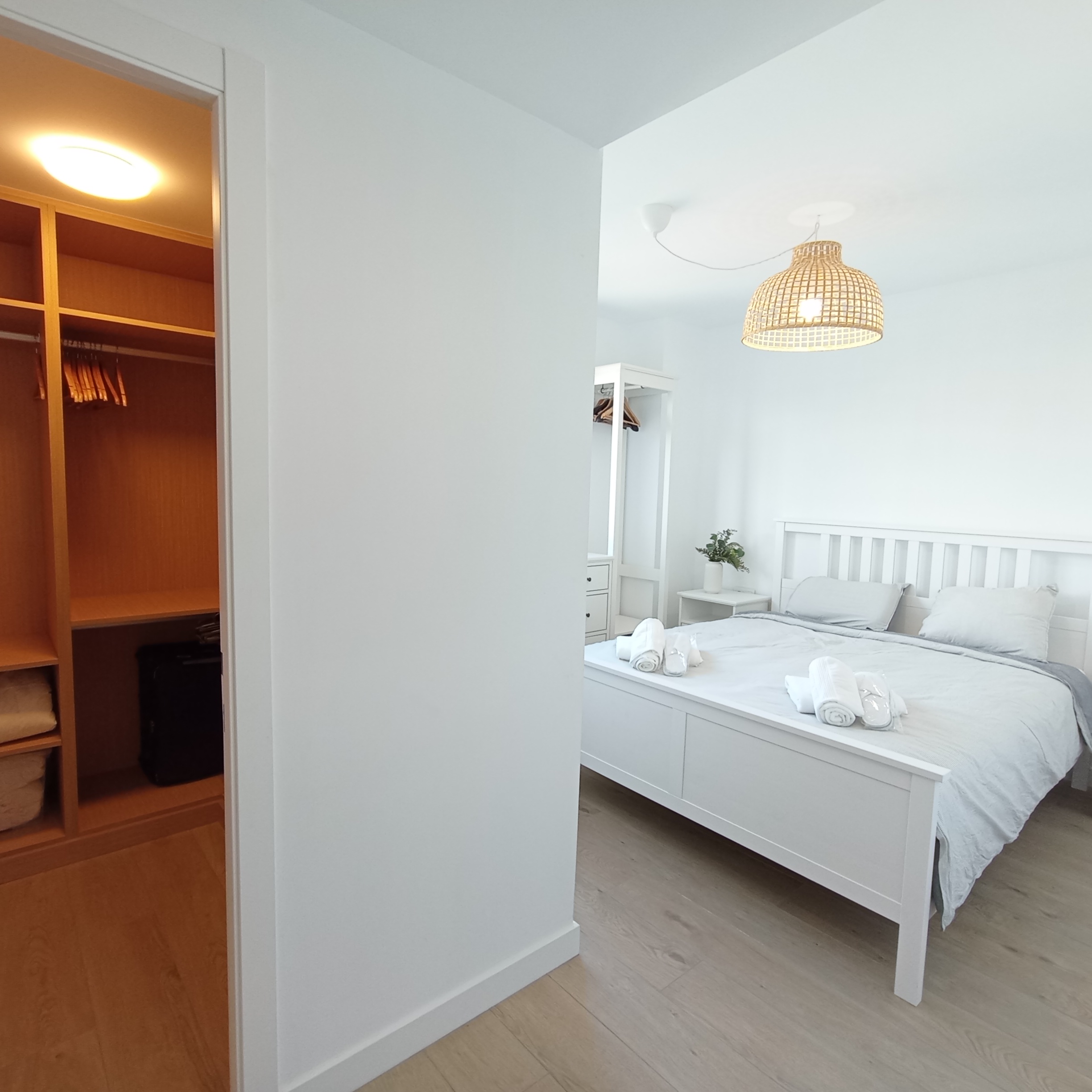 apartment-for-rent-in-valencia-bedroom